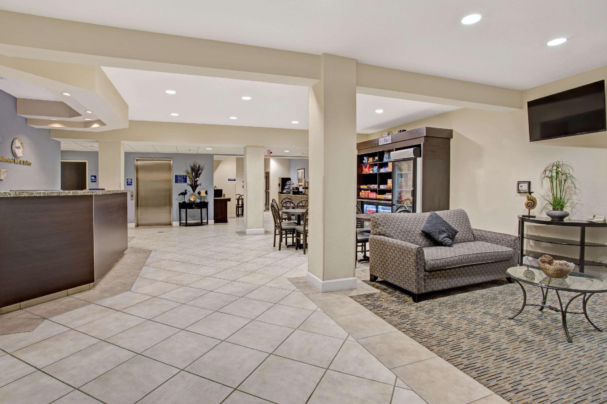 Microtel Inn & Suites By Wyndham Brooksville Ridge Manor Exterior foto